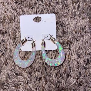 Dangle earrings with stars